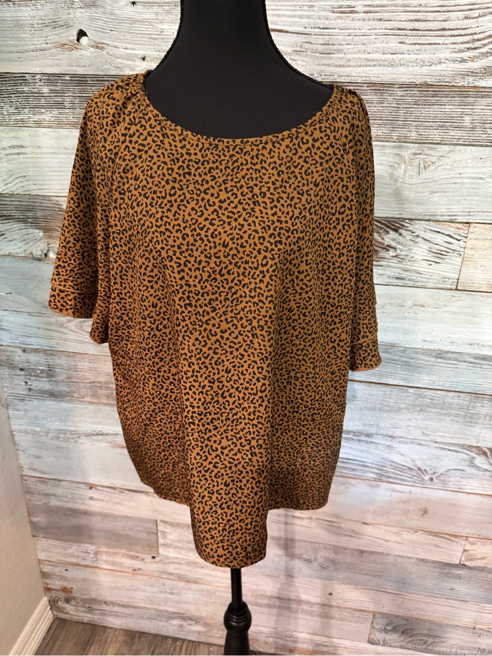 SHEIN Camel and Black Leopard Print Short Sleeve Top